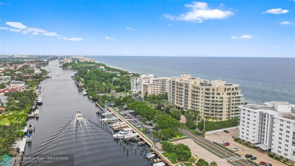 Recently Sold: $2,999,000 (3 beds, 3 baths, 2619 Square Feet)