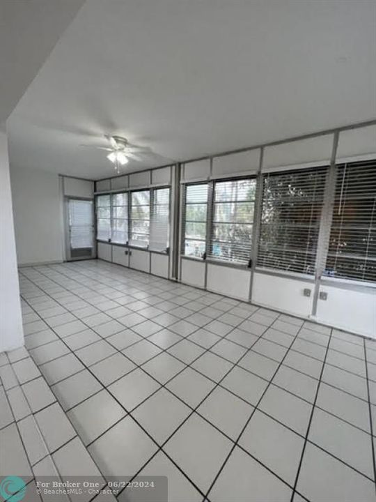 For Rent: $2,495 (2 beds, 2 baths, 6560 Square Feet)