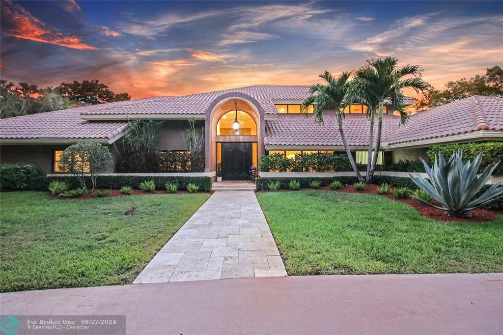 For Sale: $1,799,999 (5 beds, 4 baths, 4909 Square Feet)