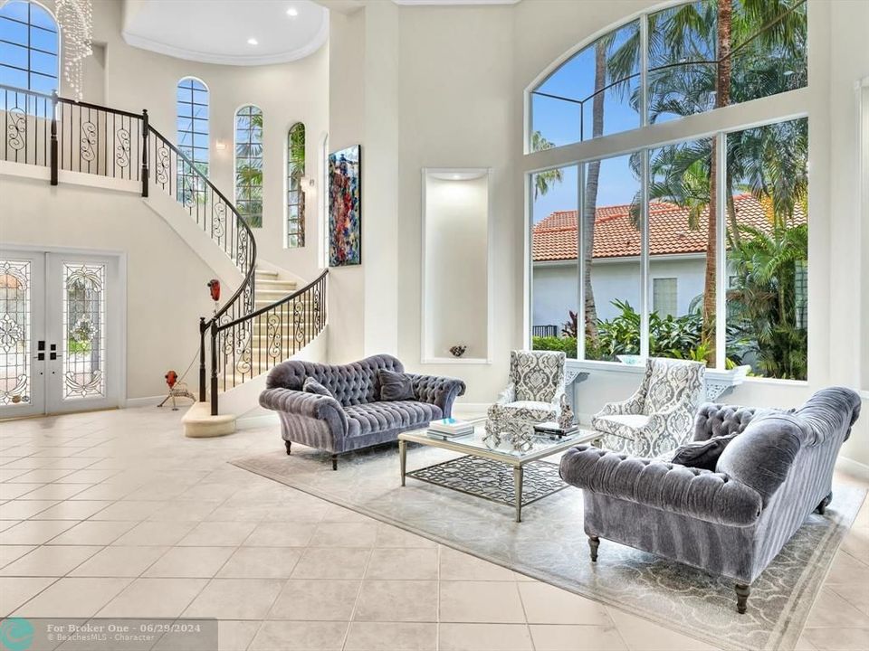 For Sale: $1,590,000 (4 beds, 4 baths, 4050 Square Feet)