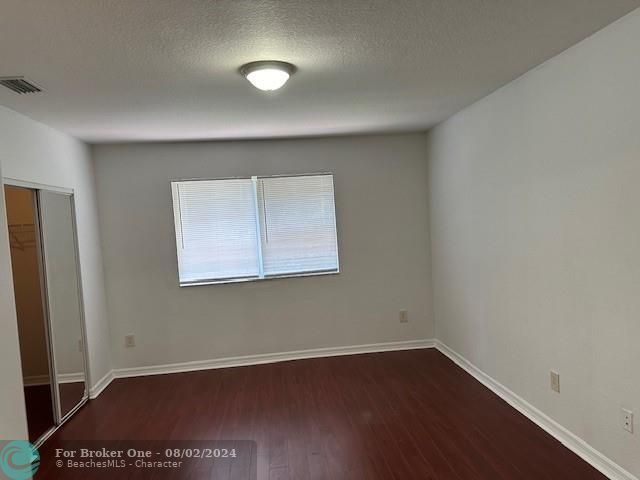For Rent: $2,400 (3 beds, 2 baths, 1744 Square Feet)