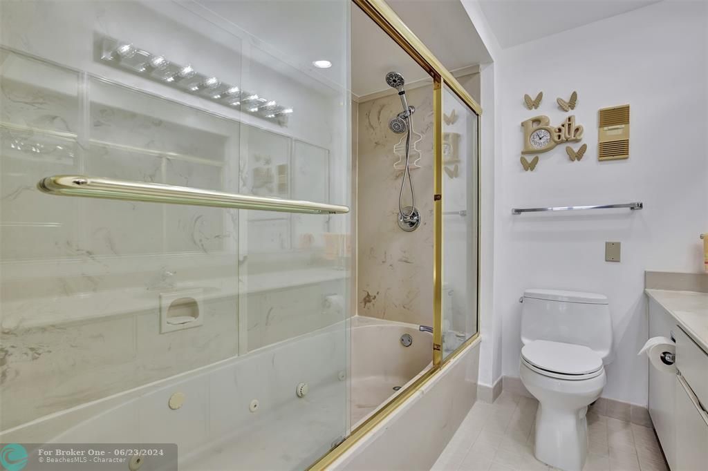 待售: $799,000 (2 贝兹, 2 浴室, 1197 平方英尺)
