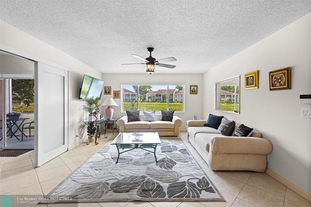 For Sale: $339,000 (3 beds, 2 baths, 1557 Square Feet)