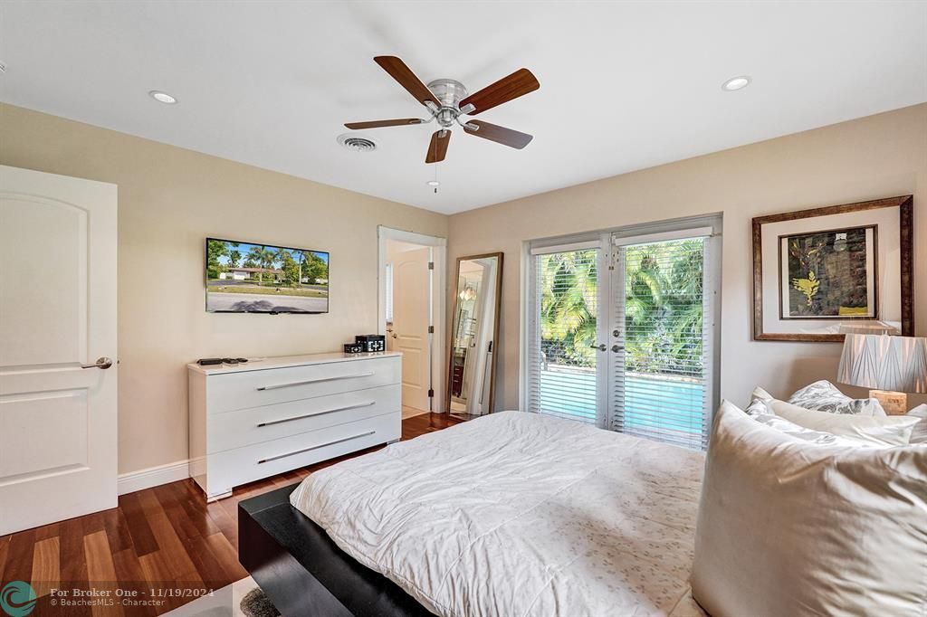 Recently Sold: $1,299,000 (3 beds, 2 baths, 1775 Square Feet)