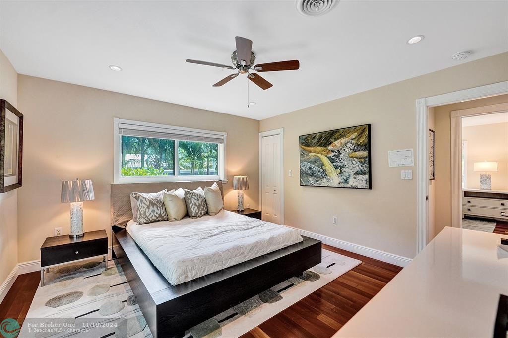 Recently Sold: $1,299,000 (3 beds, 2 baths, 1775 Square Feet)