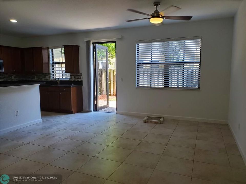 Active With Contract: $4,300 (4 beds, 3 baths, 1714 Square Feet)