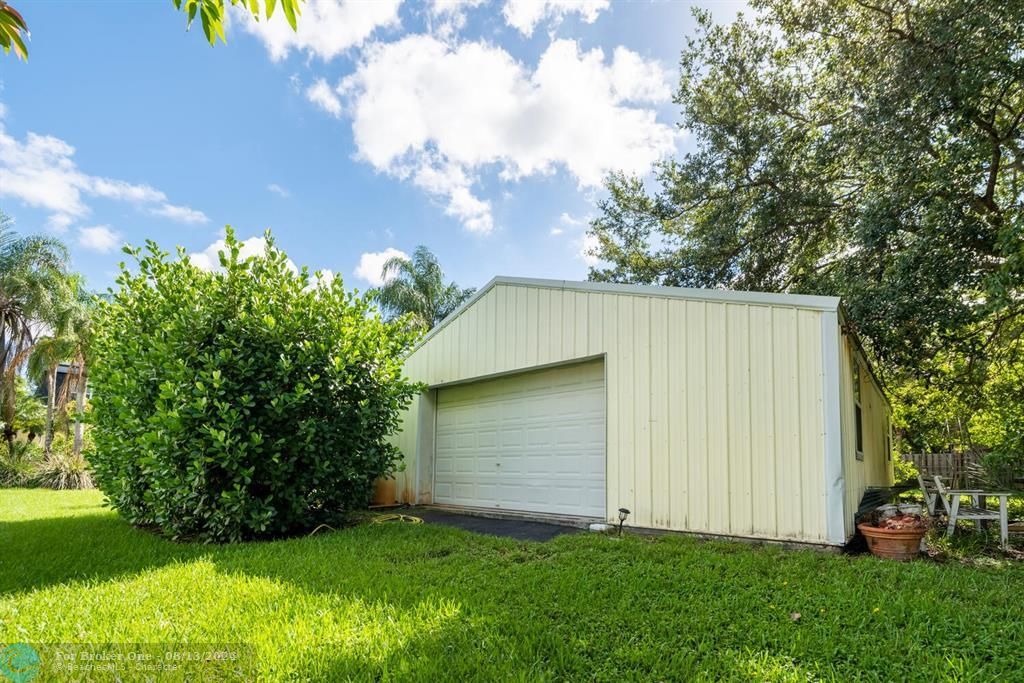 For Sale: $899,000 (3 beds, 2 baths, 1776 Square Feet)