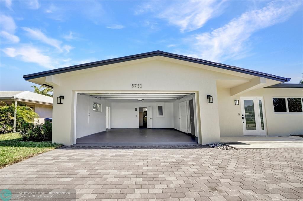 Recently Sold: $850,000 (3 beds, 2 baths, 1800 Square Feet)