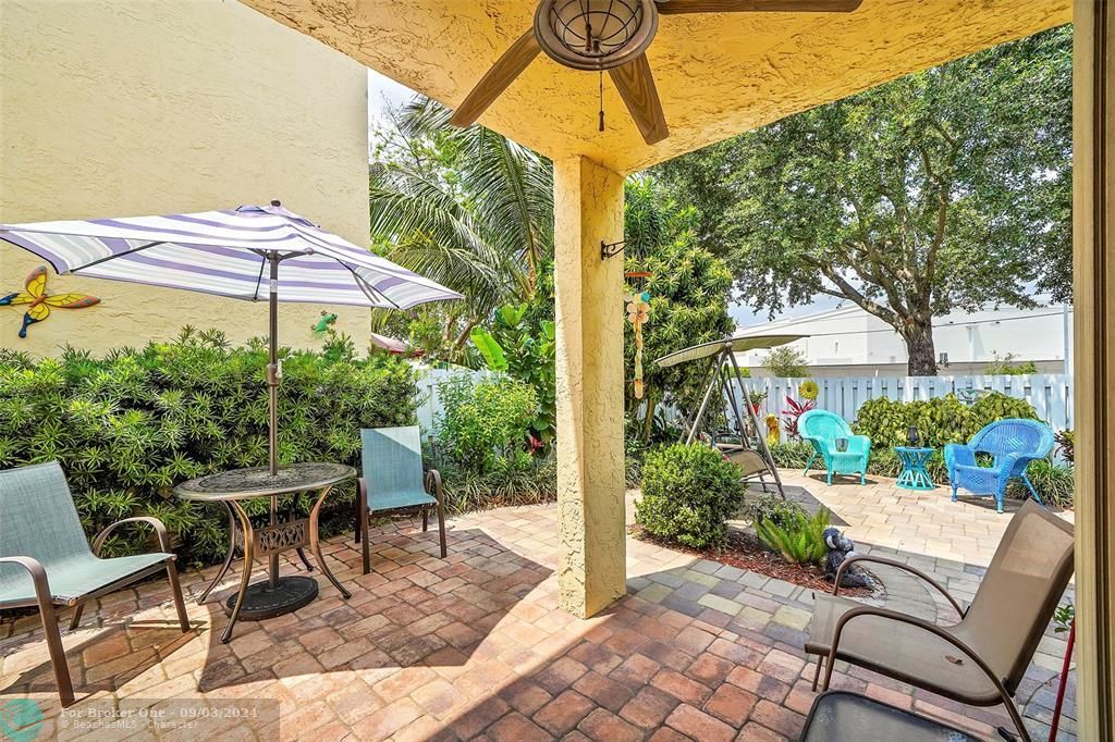 Active With Contract: $3,150 (3 beds, 2 baths, 1473 Square Feet)