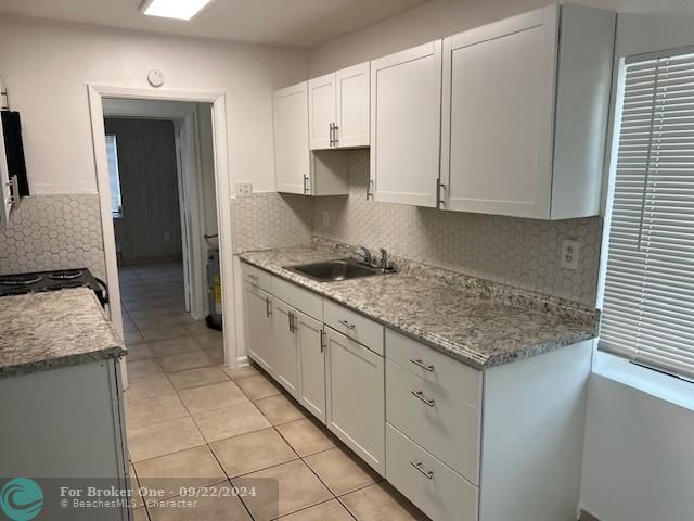 For Rent: $2,500 (4 beds, 2 baths, 1284 Square Feet)