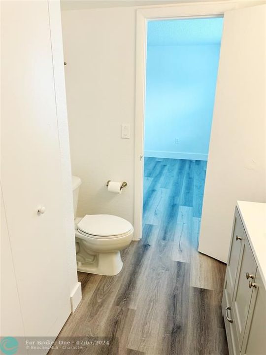 For Rent: $2,000 (2 beds, 2 baths, 944 Square Feet)