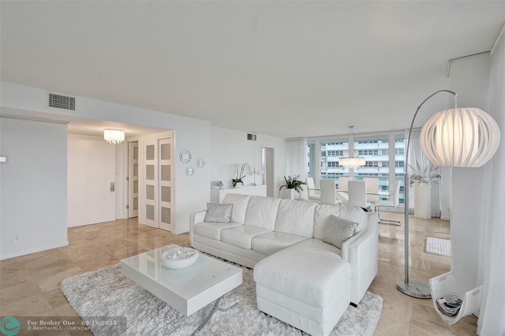 Active With Contract: $749,000 (1 beds, 1 baths, 1278 Square Feet)