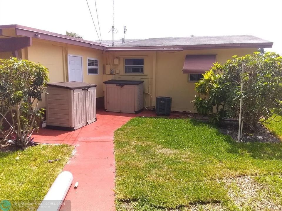 Recently Rented: $2,250 (2 beds, 1 baths, 0 Square Feet)