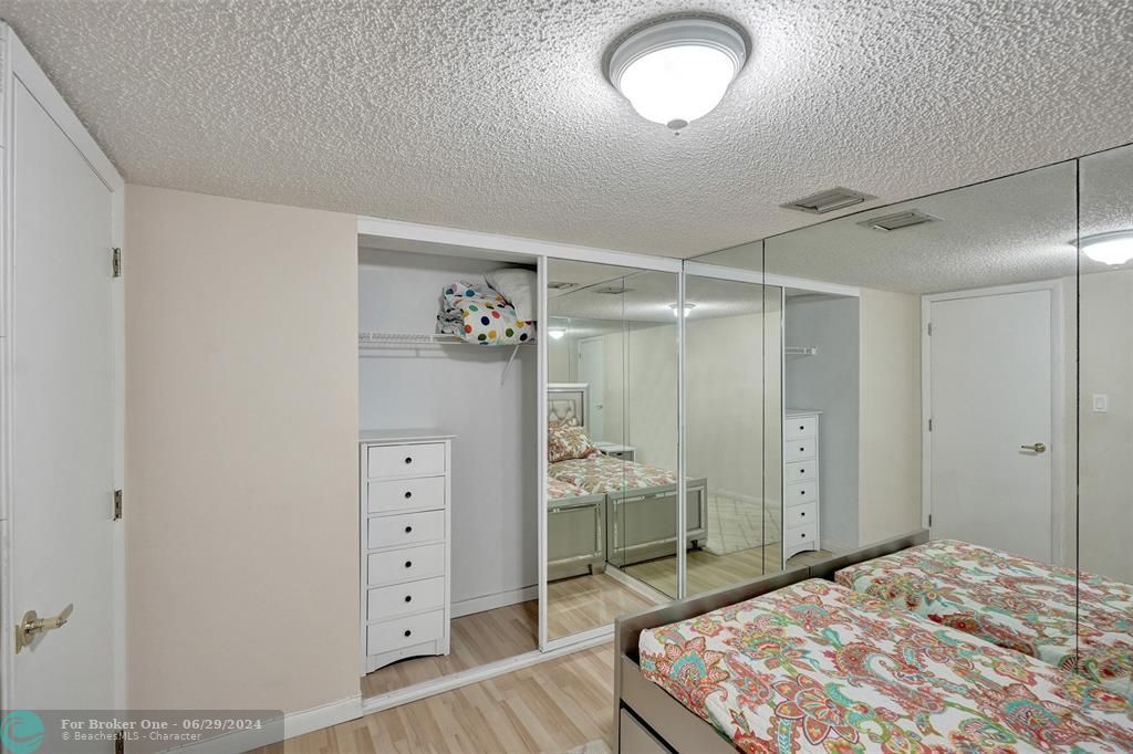 En Venta: $619,000 (2 camas, 2 baños, 1520 Pies cuadrados)