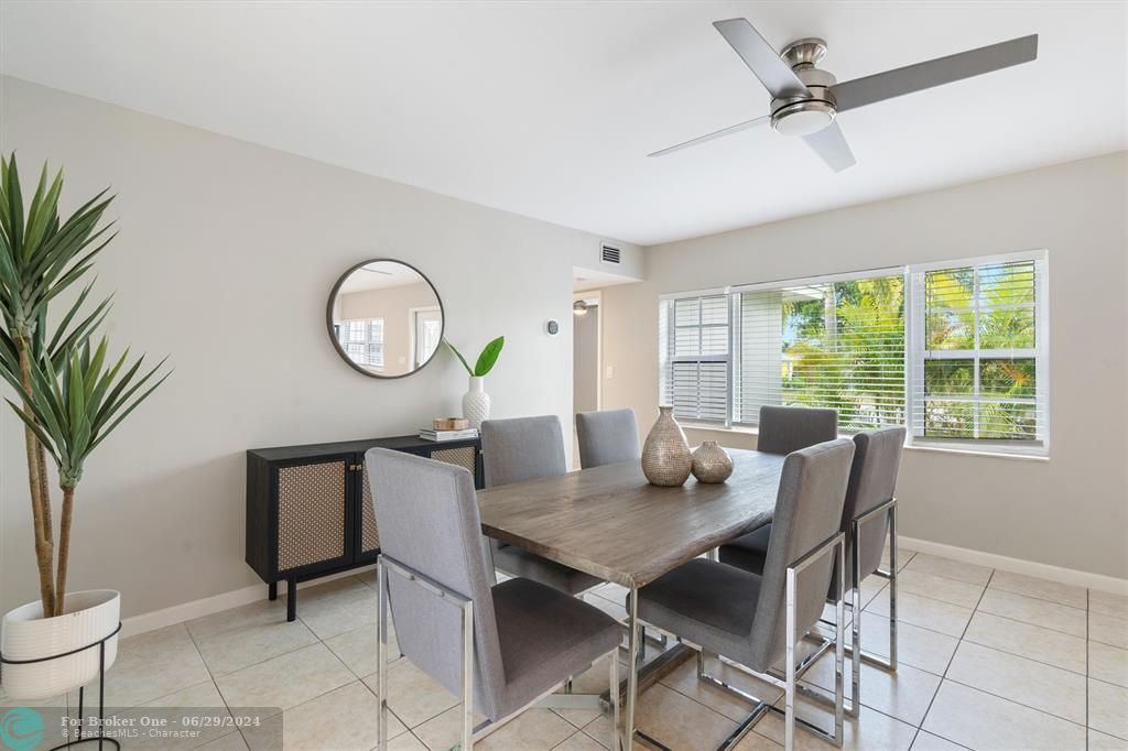 For Sale: $638,900 (3 beds, 2 baths, 1600 Square Feet)