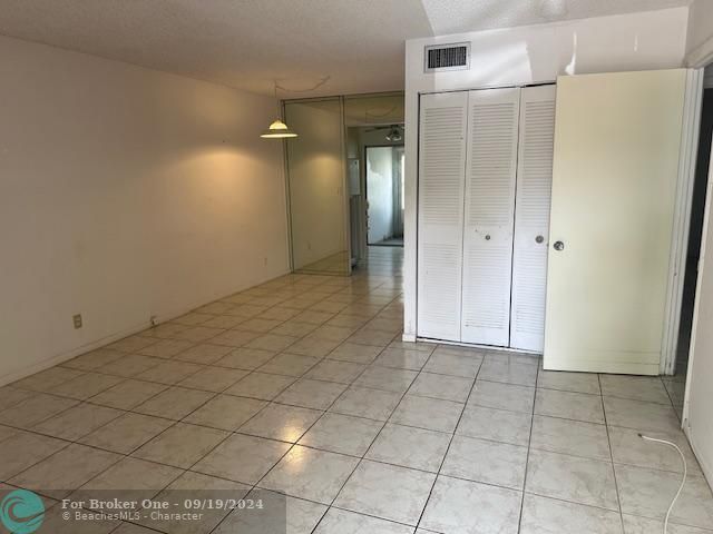 En Venta: $79,900 (1 camas, 1 baños, 670 Pies cuadrados)