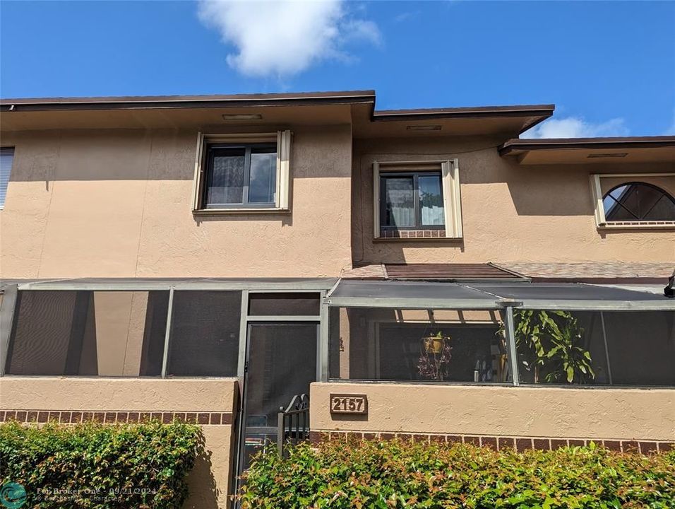 For Sale: $388,500 (3 beds, 2 baths, 1595 Square Feet)