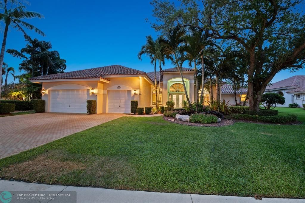 Active With Contract: $2,250,000 (4 beds, 3 baths, 3939 Square Feet)