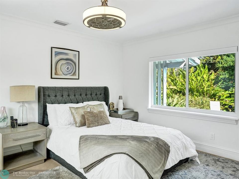 Active With Contract: $2,199,000 (3 beds, 2 baths, 2247 Square Feet)