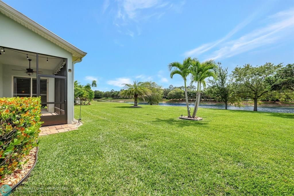 Active With Contract: $459,900 (3 beds, 2 baths, 1928 Square Feet)