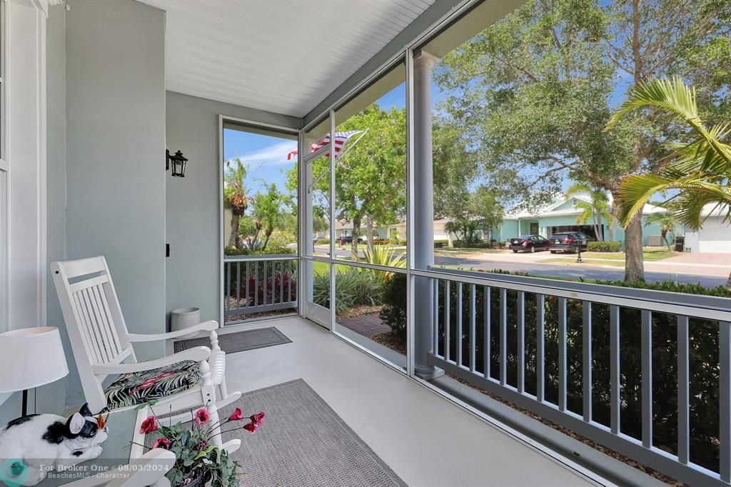 Active With Contract: $459,900 (3 beds, 2 baths, 1928 Square Feet)