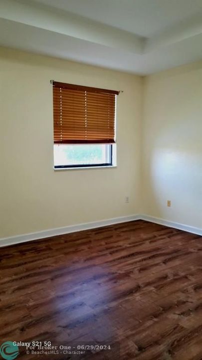 For Sale: $447,000 (3 beds, 2 baths, 1857 Square Feet)