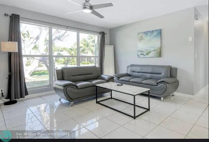 Active With Contract: $4,400 (3 beds, 2 baths, 1860 Square Feet)