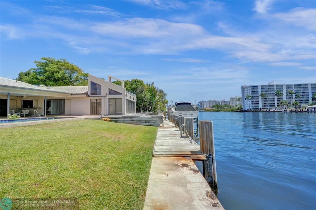 For Sale: $4,750,000 (3 beds, 3 baths, 3403 Square Feet)