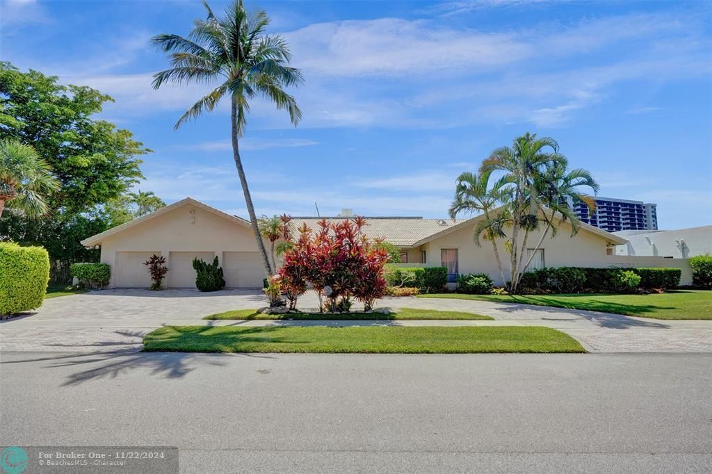 For Sale: $4,750,000 (3 beds, 3 baths, 3403 Square Feet)