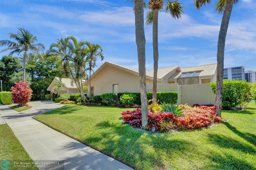 For Sale: $4,750,000 (3 beds, 3 baths, 3403 Square Feet)