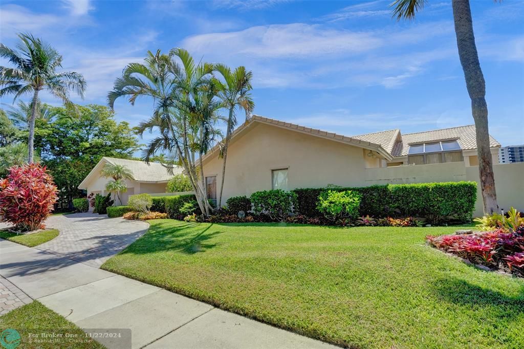 For Sale: $4,750,000 (3 beds, 3 baths, 3403 Square Feet)