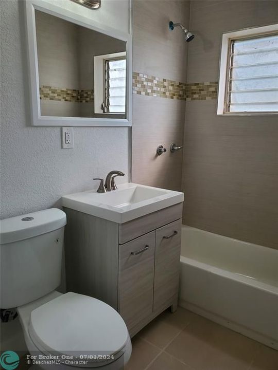 Недавно арендовано: $2,950 (4 спален, 2 ванн, 1429 Квадратных фут)