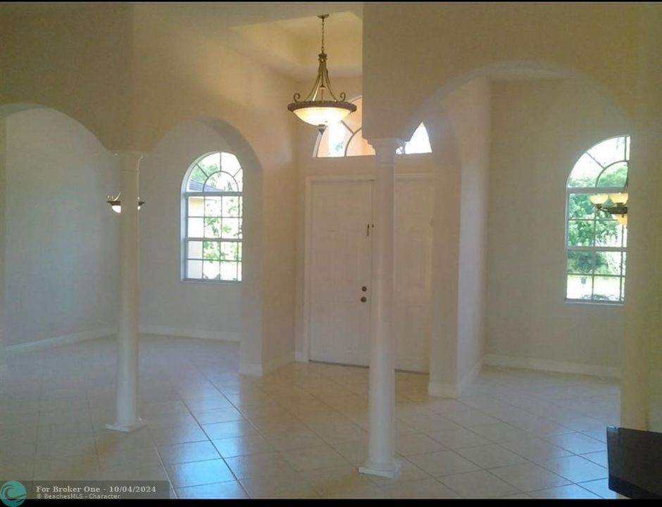 For Rent: $3,500 (4 beds, 3 baths, 2544 Square Feet)