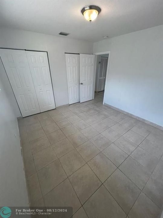 Active With Contract: $1,499 (1 beds, 1 baths, 0 Square Feet)