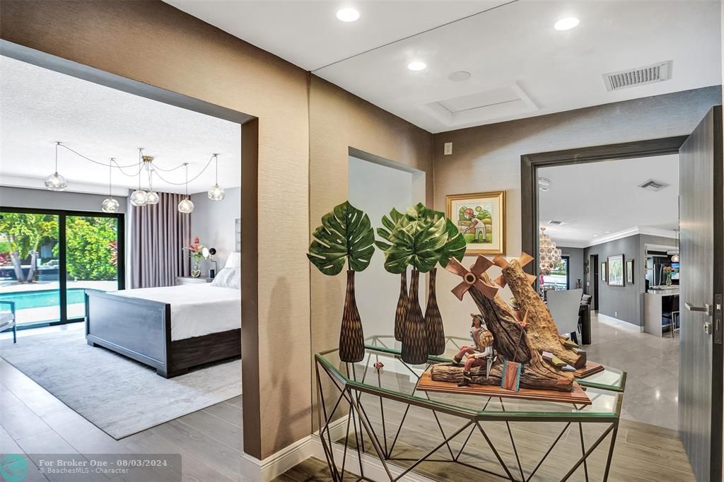 Active With Contract: $2,750,000 (4 beds, 3 baths, 2507 Square Feet)