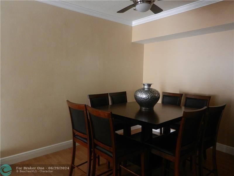 For Rent: $3,200 (3 beds, 2 baths, 1450 Square Feet)