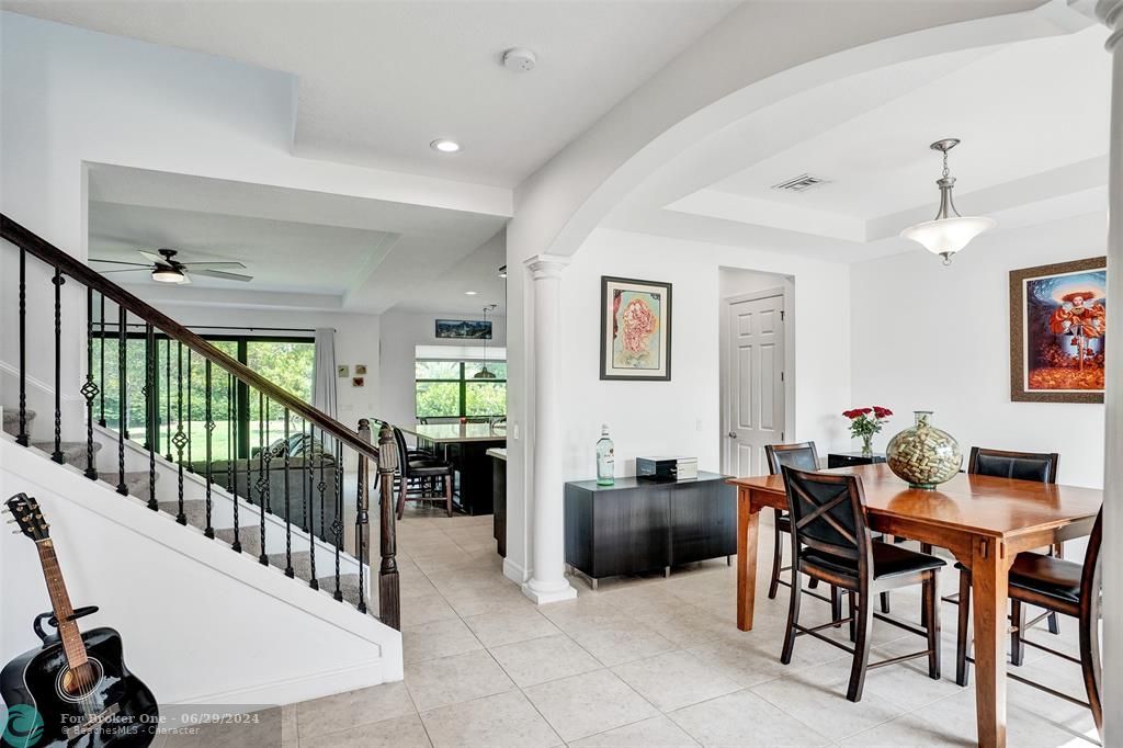 Active With Contract: $1,090,000 (4 beds, 3 baths, 2646 Square Feet)