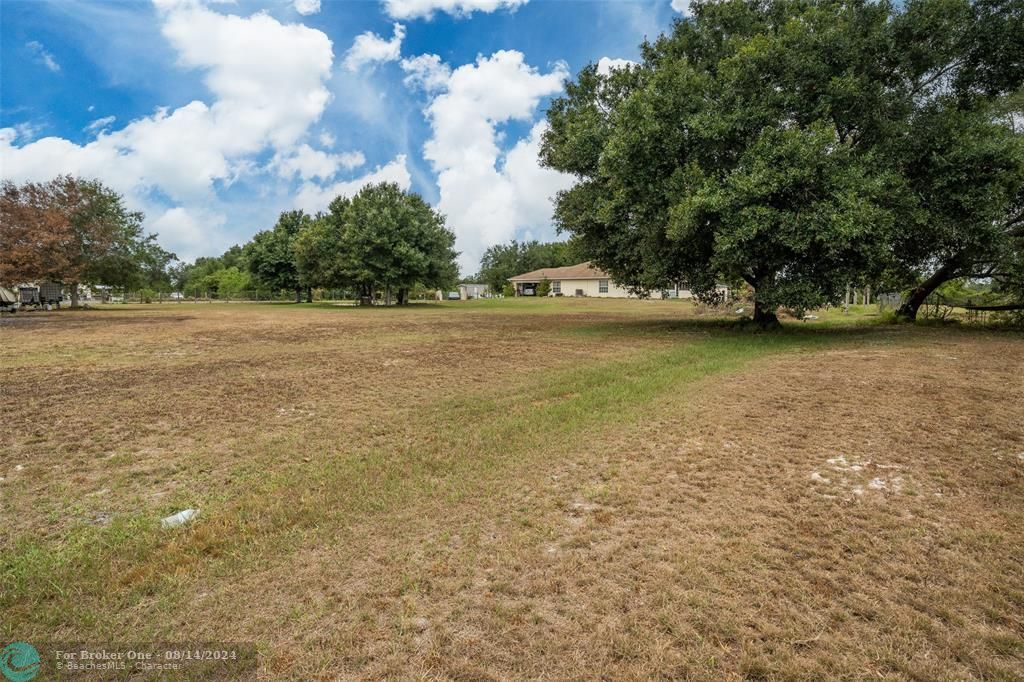 For Sale: $699,900 (4 beds, 2 baths, 2354 Square Feet)