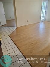 Active With Contract: $1,850 (2 beds, 1 baths, 1035 Square Feet)