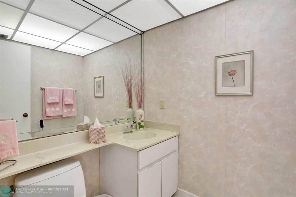 待售: $729,000 (2 贝兹, 2 浴室, 1147 平方英尺)