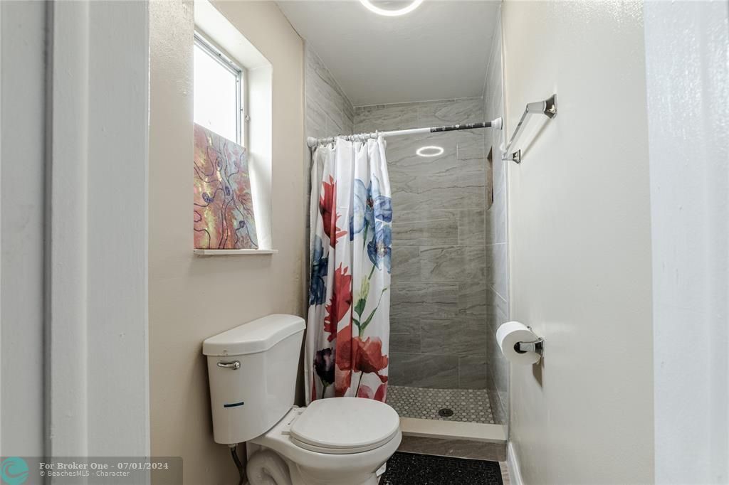 待售: $415,000 (2 贝兹, 2 浴室, 1197 平方英尺)