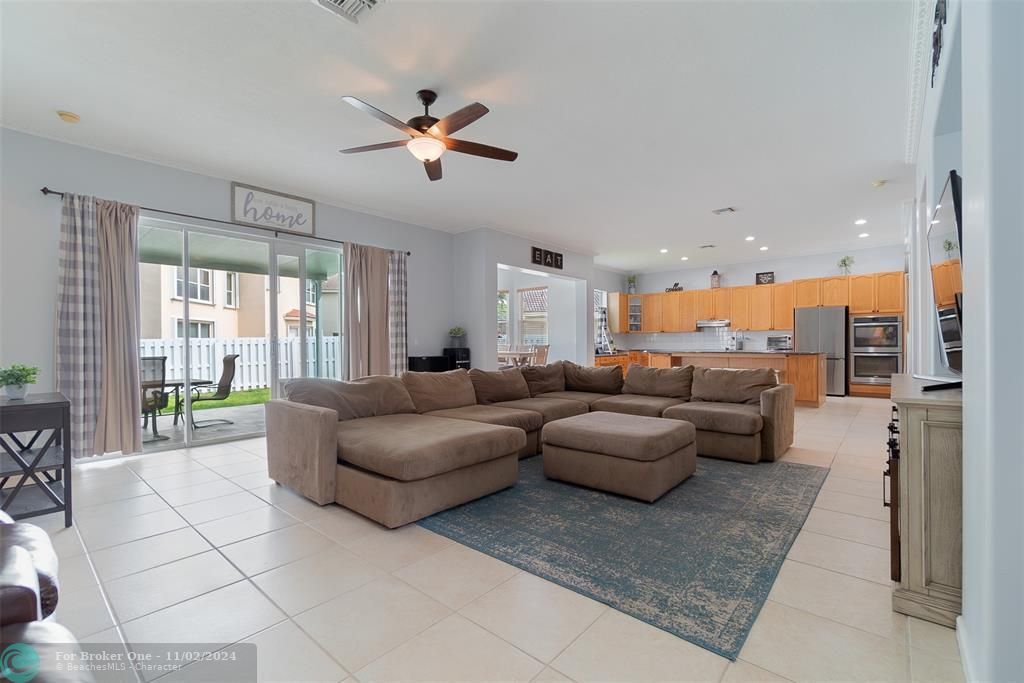 For Sale: $770,000 (5 beds, 3 baths, 3425 Square Feet)