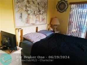 For Rent: $2,250 (2 beds, 2 baths, 1686 Square Feet)