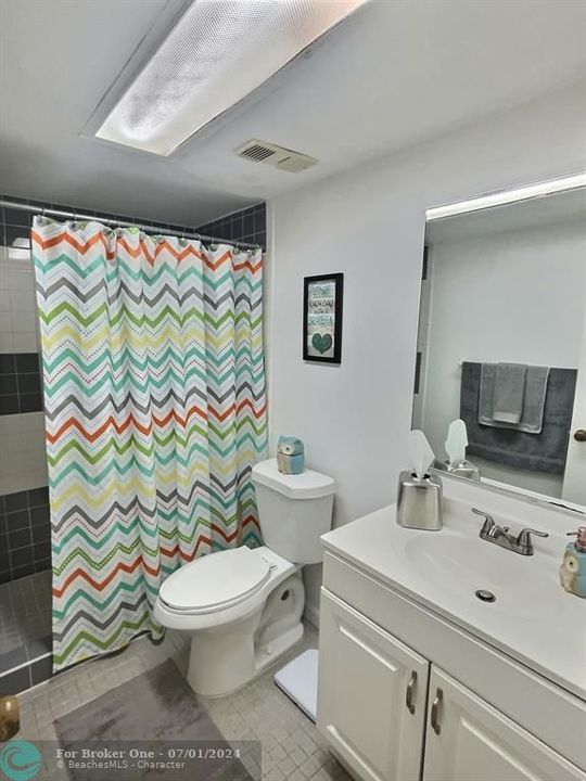 Active With Contract: $147,900 (2 beds, 2 baths, 1030 Square Feet)