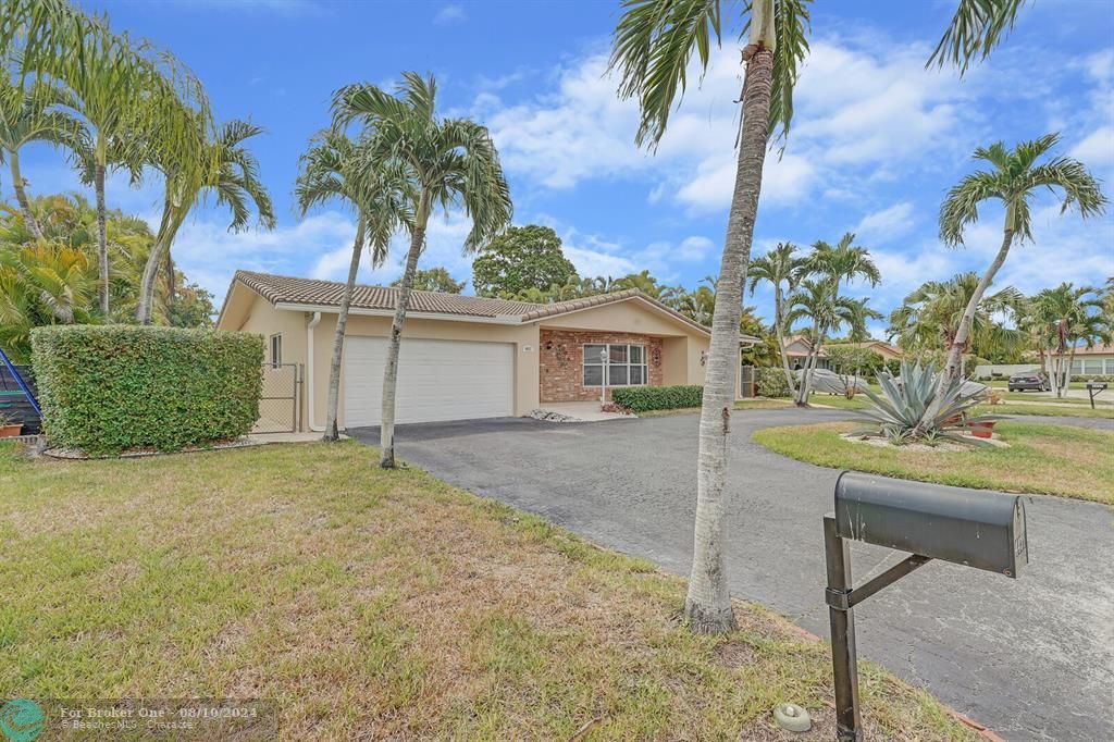 Active With Contract: $650,000 (3 beds, 2 baths, 1997 Square Feet)