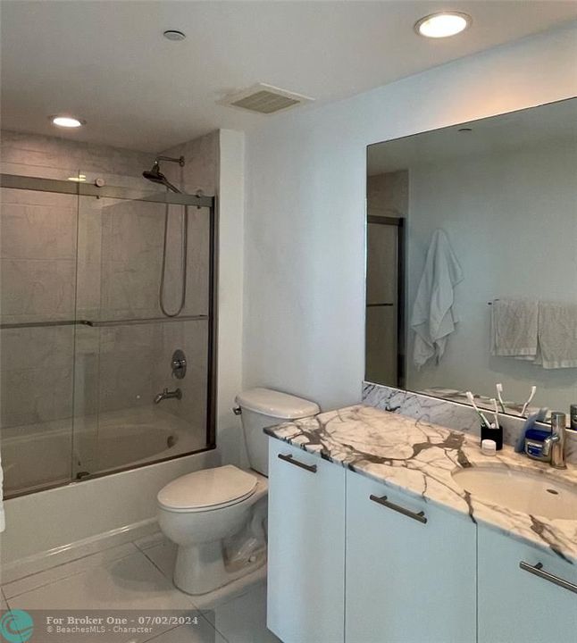 Active With Contract: $4,850 (2 beds, 2 baths, 1113 Square Feet)