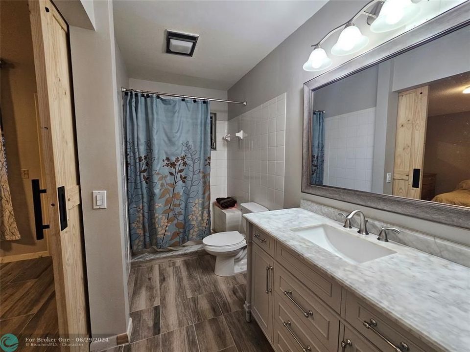 待售: $157,500 (1 贝兹, 1 浴室, 1122 平方英尺)