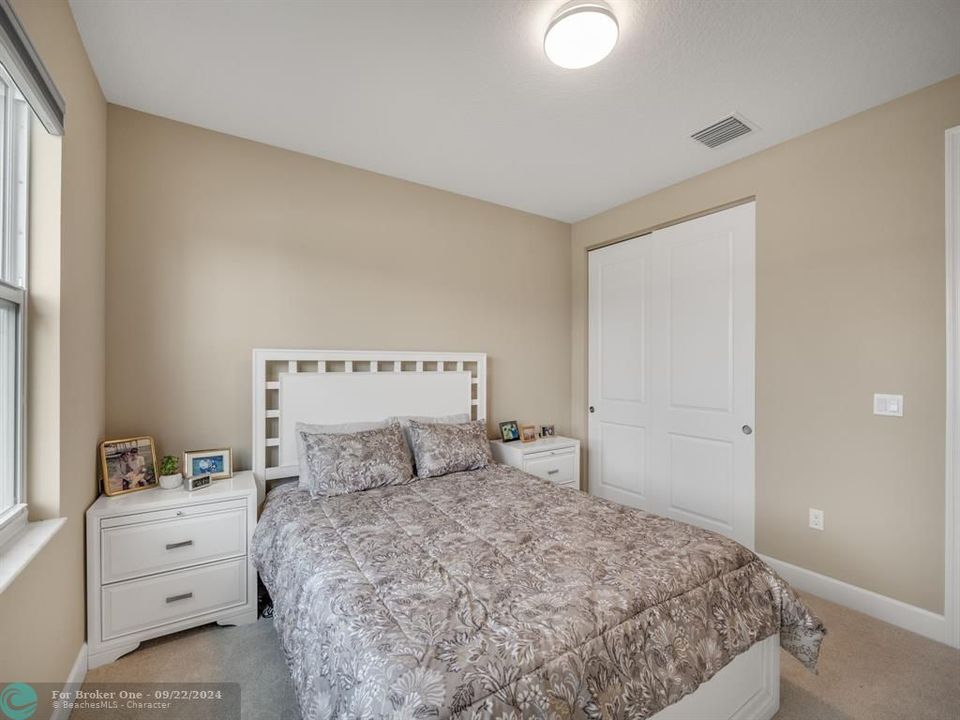 Active With Contract: $440,000 (2 beds, 2 baths, 1716 Square Feet)