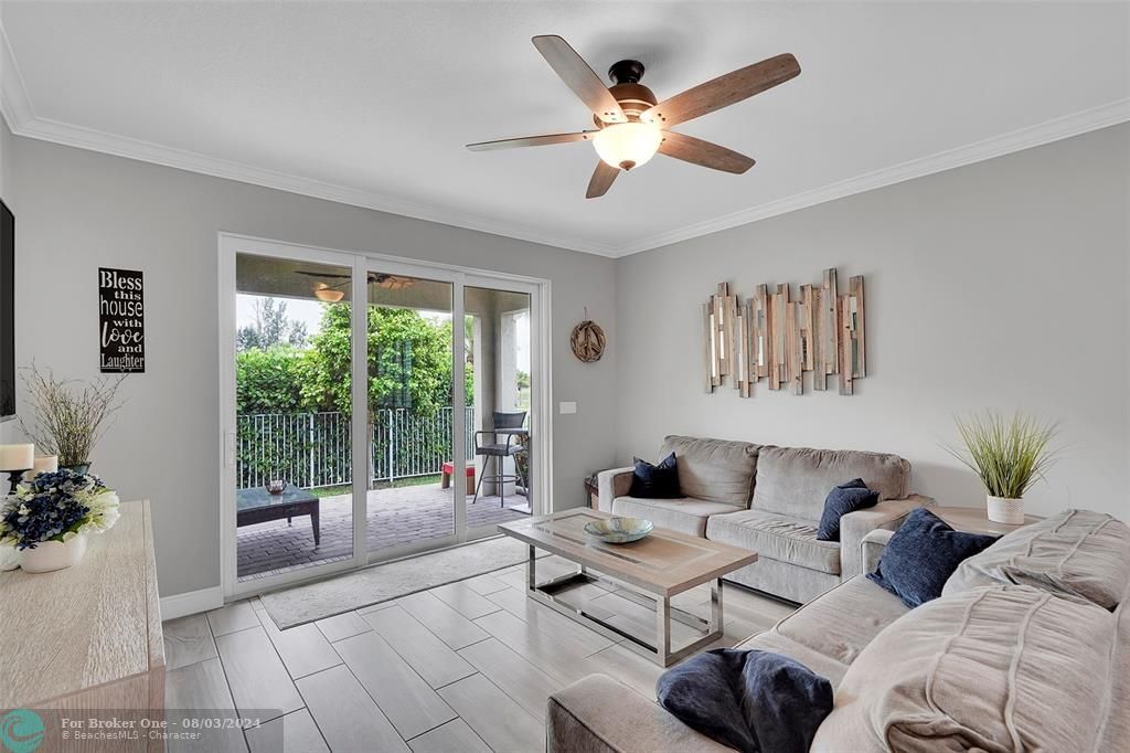 Active With Contract: $800,000 (4 beds, 2 baths, 1874 Square Feet)