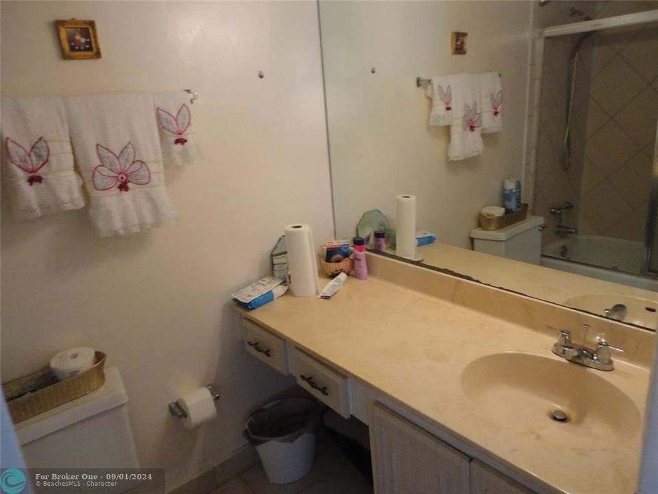 For Sale: $159,900 (3 beds, 2 baths, 1483 Square Feet)